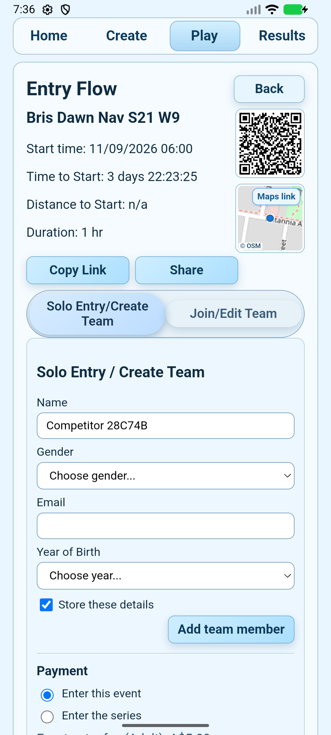 Navgame mobile app entry form with solo or team choices and competitor details